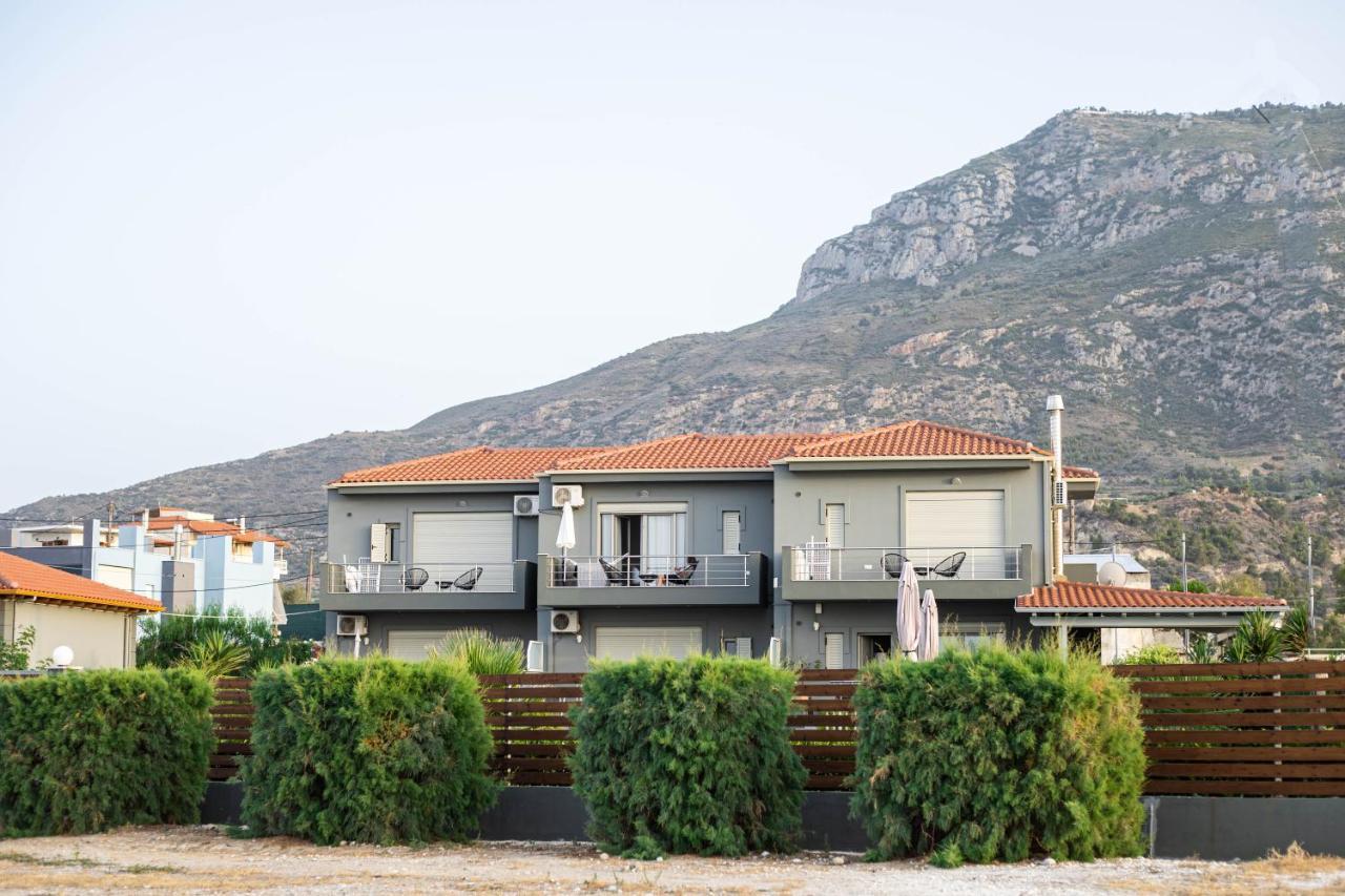 Isola Apartments Xylokastro Exterior photo