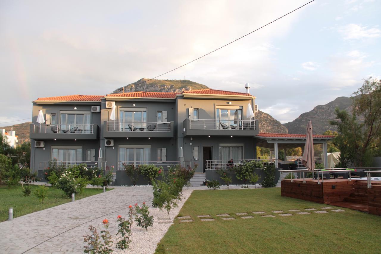 Isola Apartments Xylokastro Exterior photo