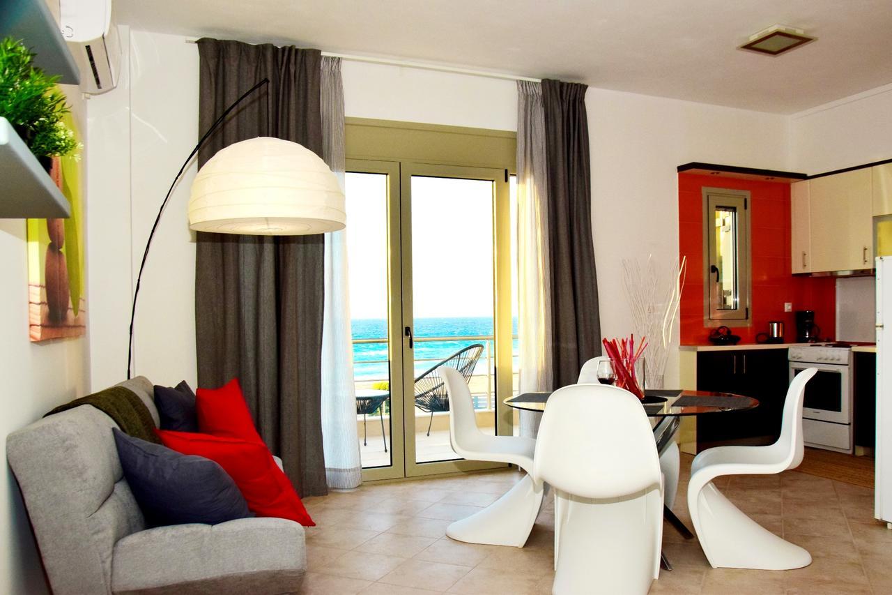 Isola Apartments Xylokastro Exterior photo