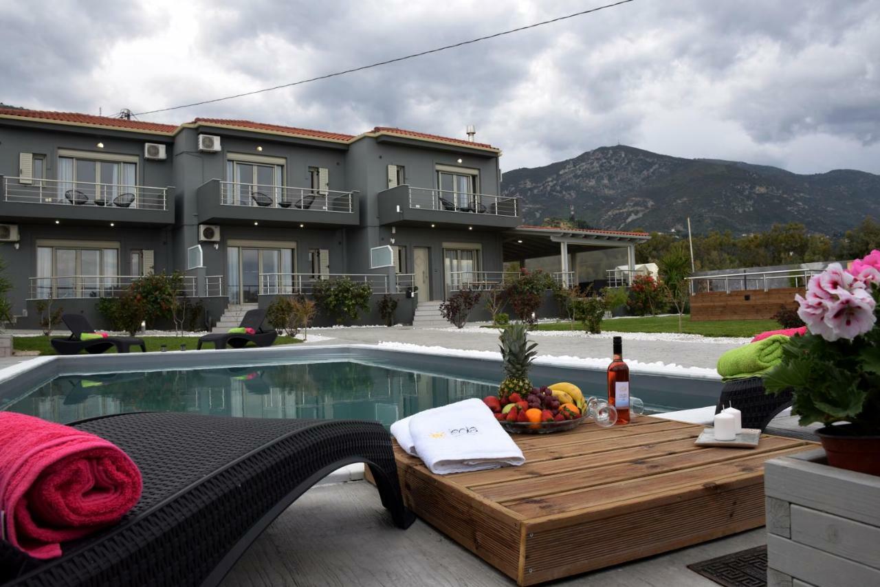 Isola Apartments Xylokastro Exterior photo